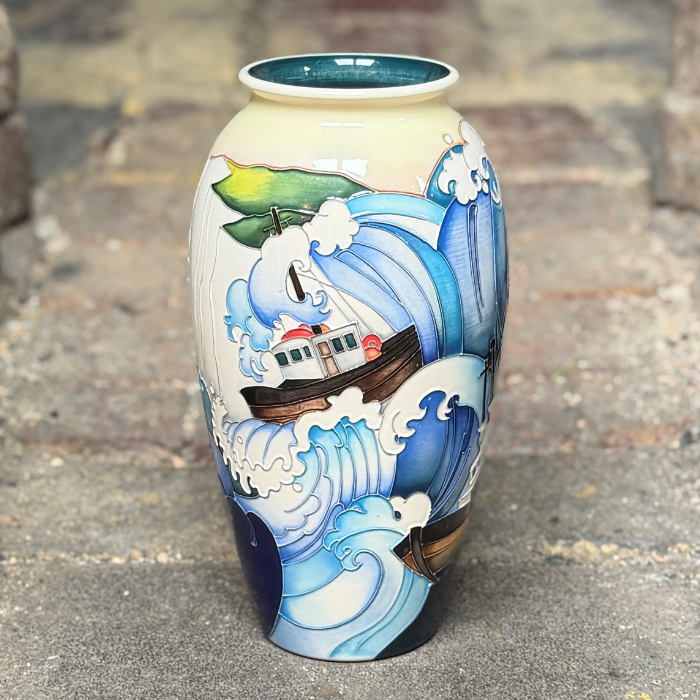 Guardian of the White Cliffs - Vase